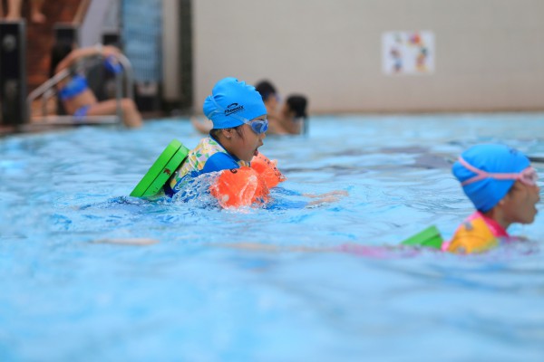 Học sinh béo phì tăng: Do phải học quá nhiều?