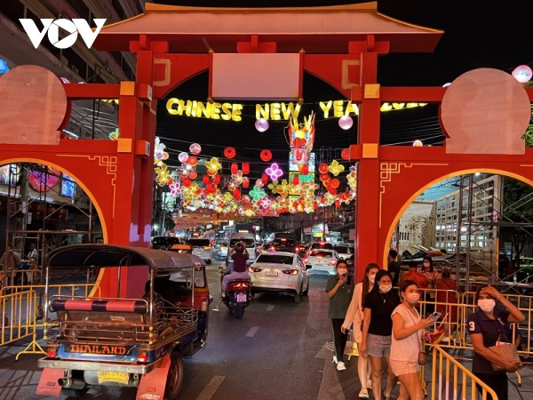 Khu phố người Hoa tại Bangkok lung linh, nhộn nhịp dịp Tết Quý Mão