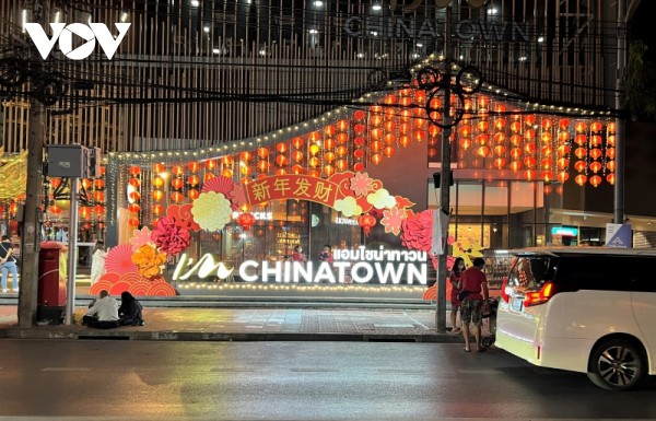 Khu phố người Hoa tại Bangkok lung linh, nhộn nhịp dịp Tết Quý Mão