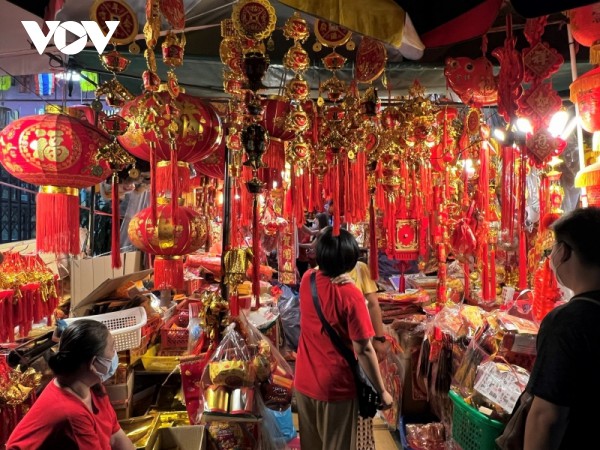 Khu phố người Hoa tại Bangkok lung linh, nhộn nhịp dịp Tết Quý Mão