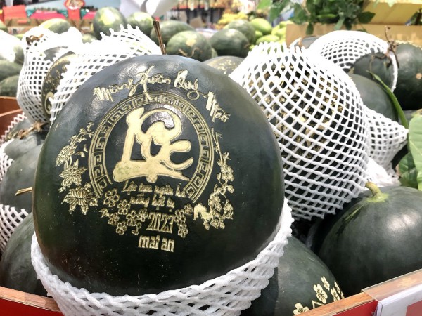 Lạ lùng 28 Tết Nguyên đán, thịt heo, bánh chưng, rau quả lại giảm giá