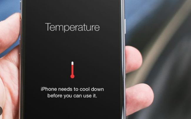 Làm cách nào để hạ nhiệt khi điện thoại bị nóng?