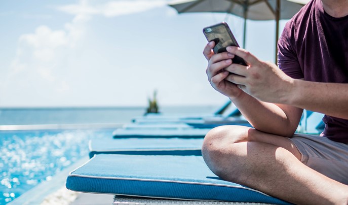 Làm cách nào để hạ nhiệt khi điện thoại bị nóng?