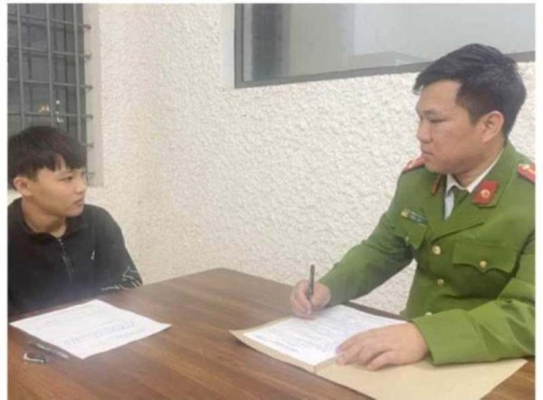 Mở cửa ô tô trộm hơn 21 triệu, thanh niên ở Hà Tĩnh bị khởi tố