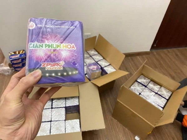 Mua, bán pháo hoa trên mạng coi chừng vi phạm