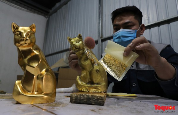 Ngắm bộ linh vật mèo dát vàng 24k chào đón Tết Quý Mão 2023 Ngắm bộ linh vật mèo dát vàng 24k chào đón Tết Quý Mão 2023