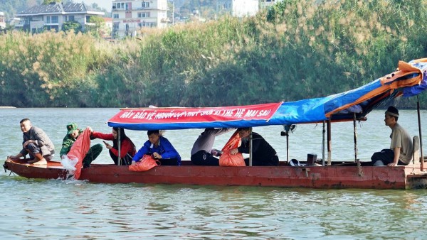 "Ngày hội bảo vệ môi trường, thả giống phóng sinh" tại Lào Cai