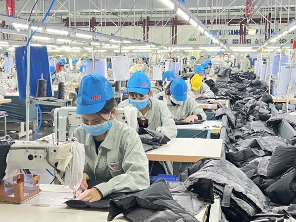 Nhiều doanh nghiệp Quảng Ninh vào guồng sản xuất ngay ngày đầu Xuân Quý Mão