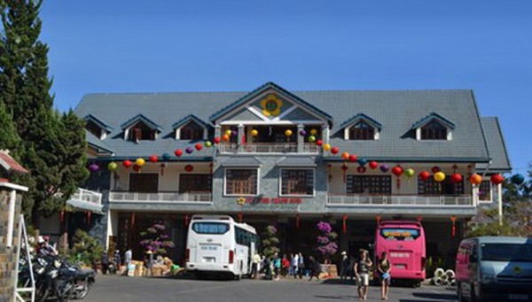 Nhọc nhằn đường về sau những ngày du xuân phố núi Đà Lạt