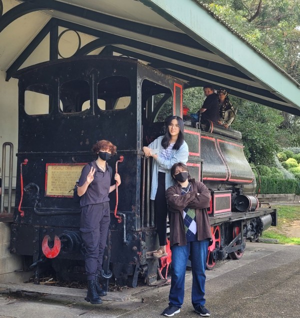 Nữ sinh 16 tuổi người Việt giành học bổng hơn 7 tỉ đồng vào ĐH Harvard Nữ sinh 16 tuổi người Việt giành học bổng hơn 7 tỉ đồng vào ĐH Harvard