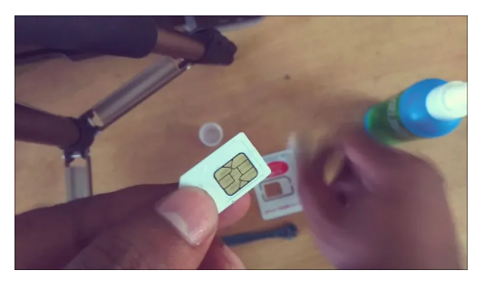 Phải làm gì khi iPhone của bạn hiển thị "Không có SIM"? Phải làm gì khi iPhone của bạn hiển thị "Không có SIM"?