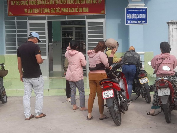 Phụ huynh yêu cầu trường mầm non trả trăm triệu đồng đã thu trái quy định