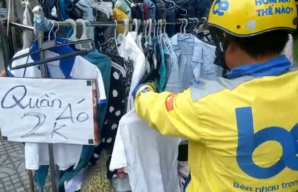 Quán cơm Nụ Cười vẫn mở cửa giúp người nghèo có tết
