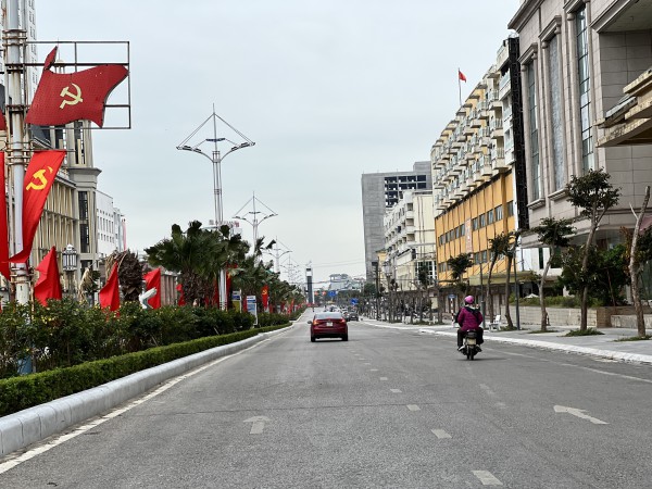 Quảng Ninh: Cửa khẩu Móng Cái chỉnh trang để đón khách Trung Quốc trở lại sau 3 năm