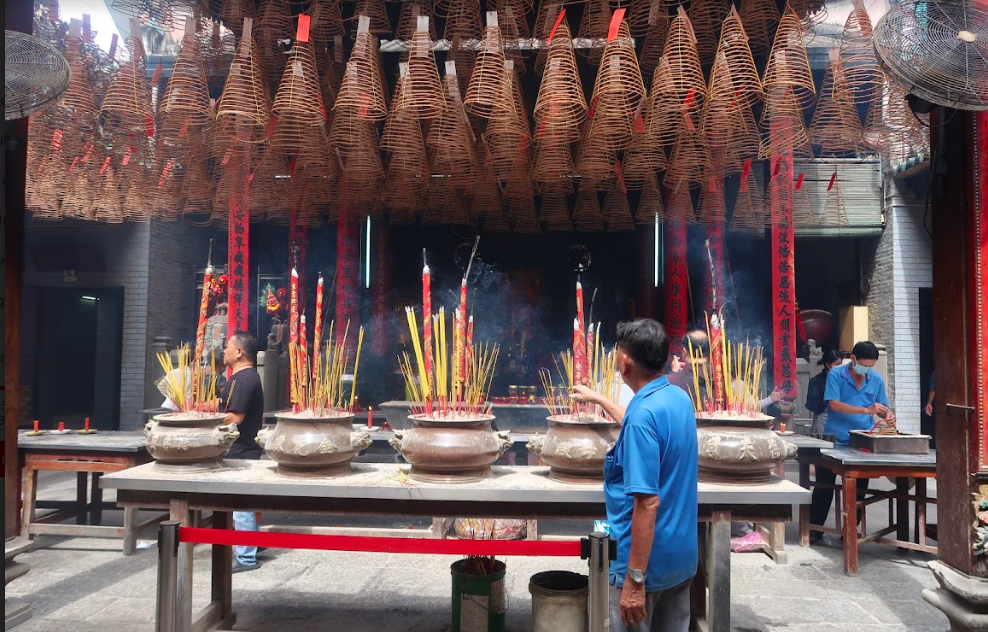 Sinh viên người Hoa ở TP.HCM kể chuyện đón tết đầy màu sắc