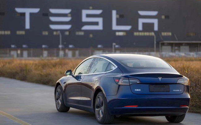 Tesla công bố doanh thu cao kỷ lục