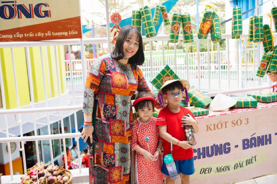 Tết Nguyên đán dạy con trẻ điều gì?