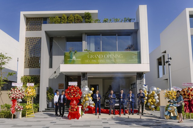 Thêm 1 căn villa sang trọng khánh thành tại Regal Victoria - Ảnh 1. Thêm 1 căn villa sang trọng khánh thành tại Regal Victoria - Ảnh 1.