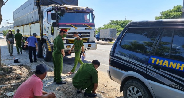 Tiếp tục hoãn phiên xét xử sơ thẩm 3 cán bộ Thanh tra giao thông Ninh Thuận