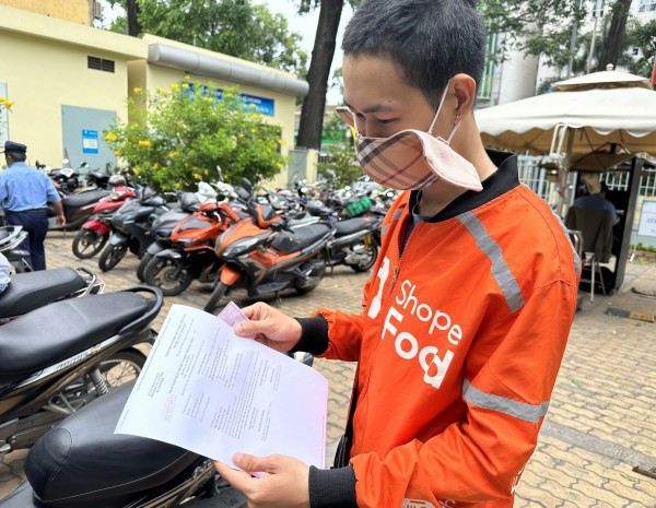 TP.HCM: Vẫn yêu cầu giấy xác nhận mã định danh khi làm hộ tịch