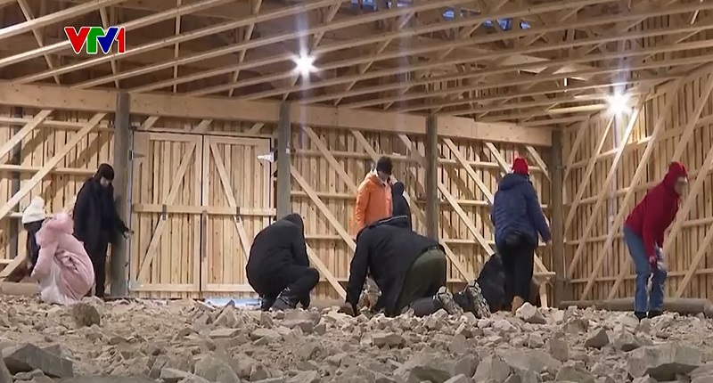 Trải nghiệm đào thạch anh tím ở Phần Lan