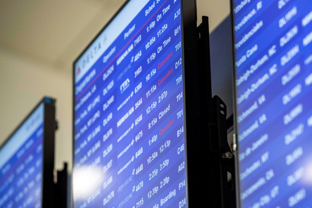 Vụ tê liệt hệ thống hàng không Mỹ: Do nhân viên xóa nhầm tập tin