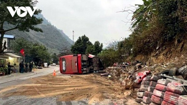 Vụ xe khách gây tai nạn khiến 3 người tử vong: Bắt tạm giam chủ và lái xe