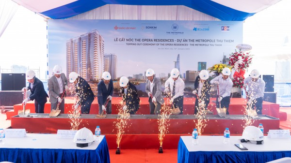 Vừa cất nóc dự án lớn tại Thủ Thiêm, Tập đoàn Hòa Bình thắng kiện 368 tỉ