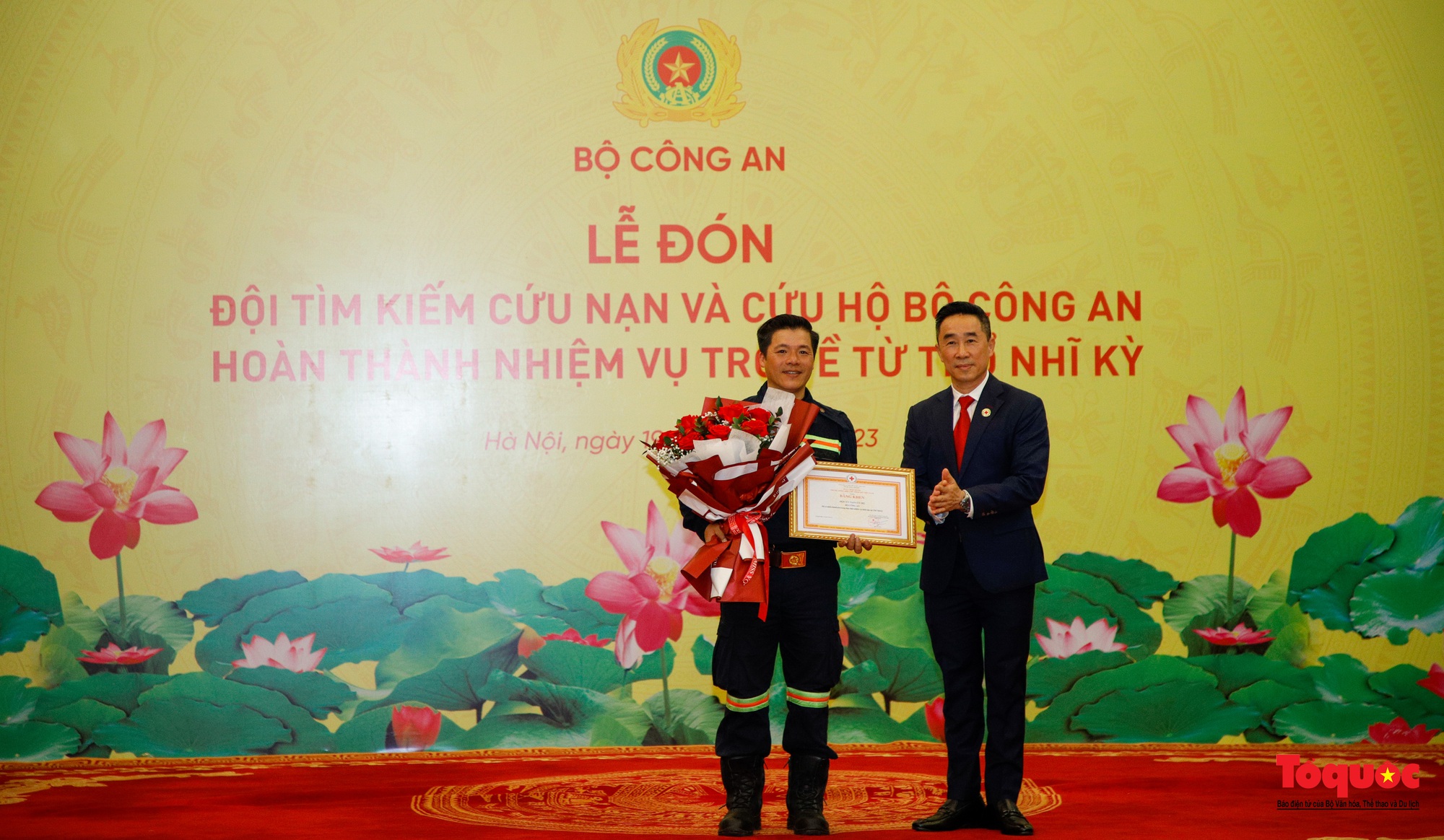 Hoàn thành xuất sắc nhiệm vụ CHCN tại Thổ Nhĩ Kỳ, Đoàn cứu hộ của Bộ Công an đã về tới Hà Nội - Ảnh 16.