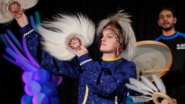 Giá trị văn hóa đặc sắc tại Thế vận hội mùa đông Bắc Cực - Ảnh 2.