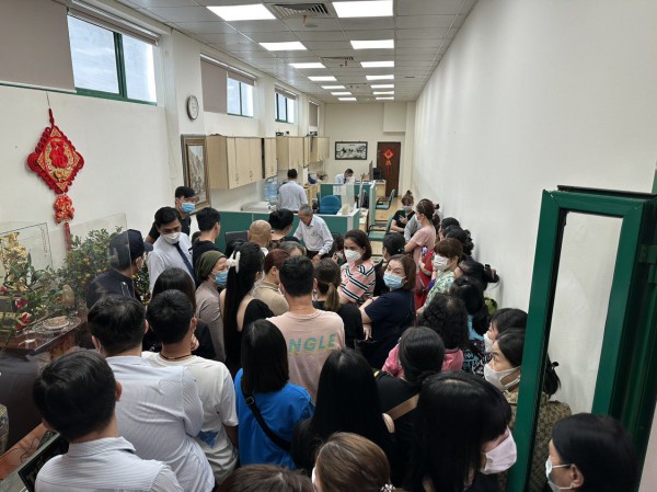 An Đông Plaza tăng mạnh giá thuê quầy nhưng không làm hợp đồng bảo đảm