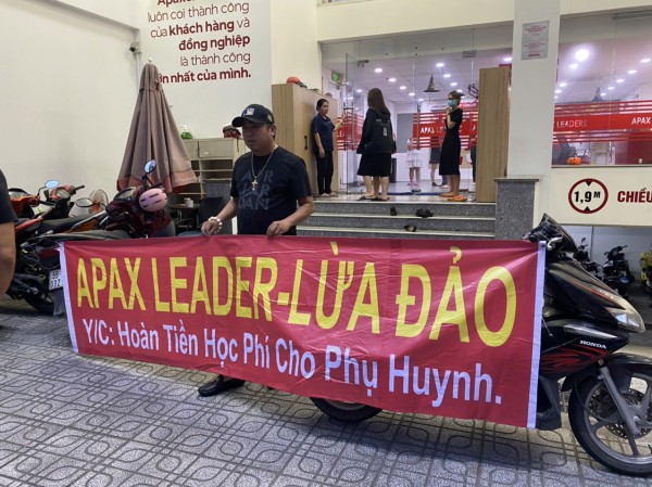 Apax Leaders không hoàn học phí, cắt liên lạc: Phụ huynh TP.HCM kêu cứu