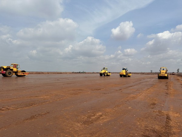 Bàn giao mặt bằng dự án sân bay Long Thành chậm tiến độ đề ra Bàn giao mặt bằng dự án sân bay Long Thành chậm tiến độ đề ra