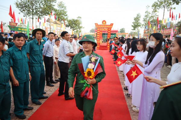 Bình Phước: 1.455 tân binh nô nức lên đường nhập ngũ