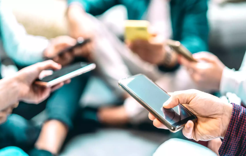 Cách làm cho điện thoại của bạn trở nên hữu ích khi không có Internet