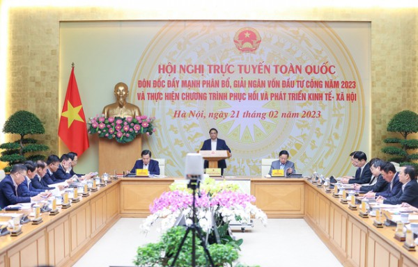 Chậm giải ngân vốn đầu tư công: "Điểm nghẽn" ở đâu? Chậm giải ngân vốn đầu tư công: "Điểm nghẽn" ở đâu?