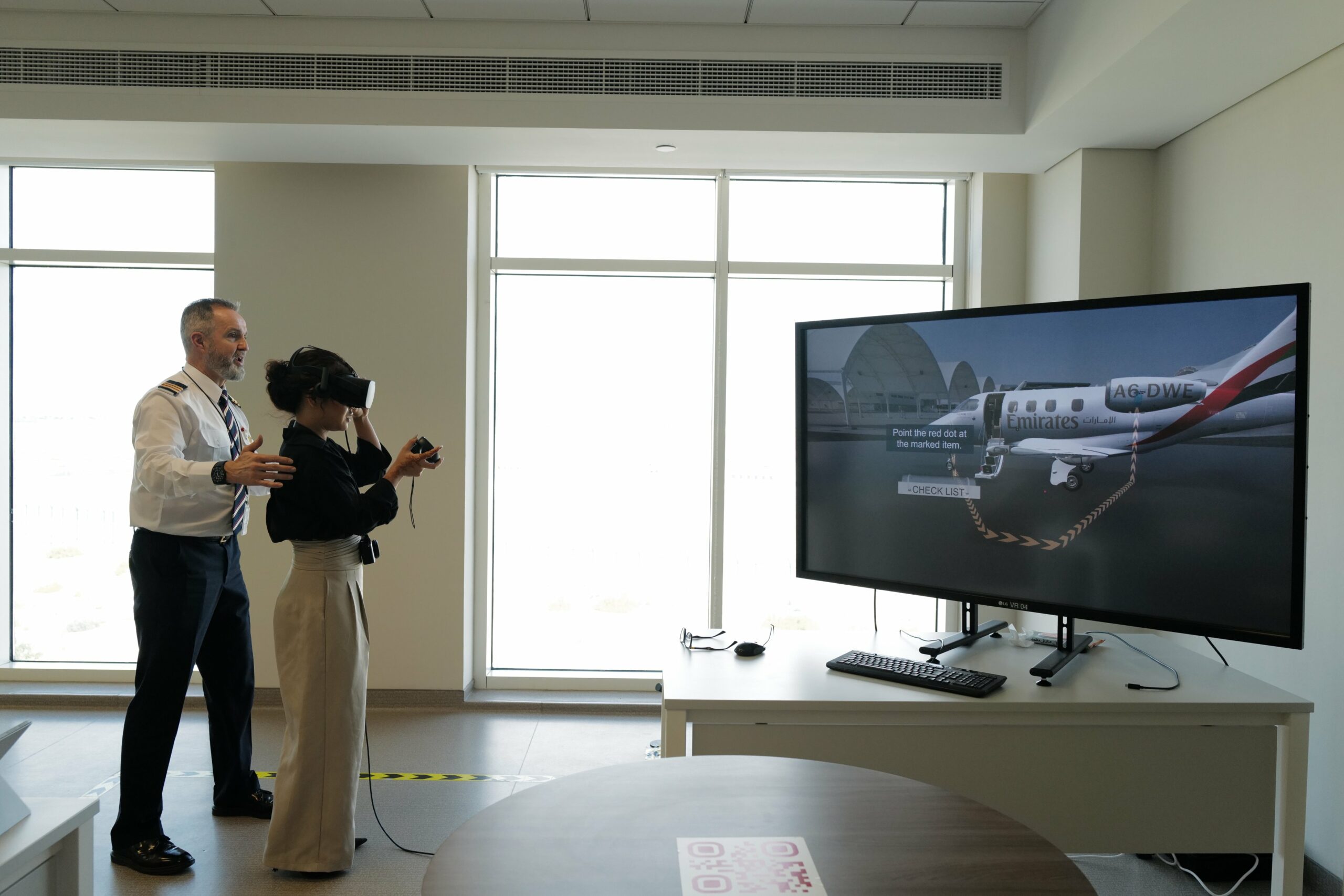 Có gì đặc biệt bên trong Học viện đào tạo phi công của hãng hàng không Emirates?