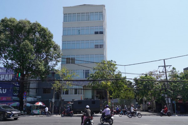 Công an TP.HCM khám xét Chi cục Đăng kiểm số 9 ở Vũng Tàu