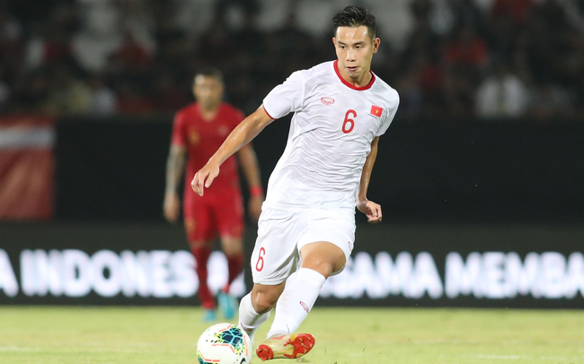 Cựu tiền đạo ĐT Việt Nam tuyên bố giải nghệ