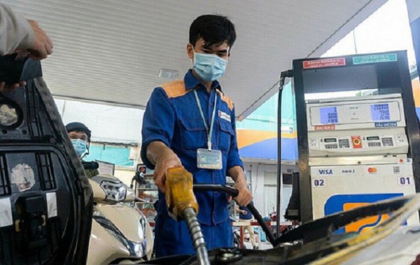Đề xuất điều chỉnh giá xăng dầu vào thứ Năm hàng tuần