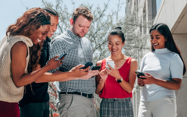 Đi tìm sự khác biệt giữa người dùng Android và iPhone