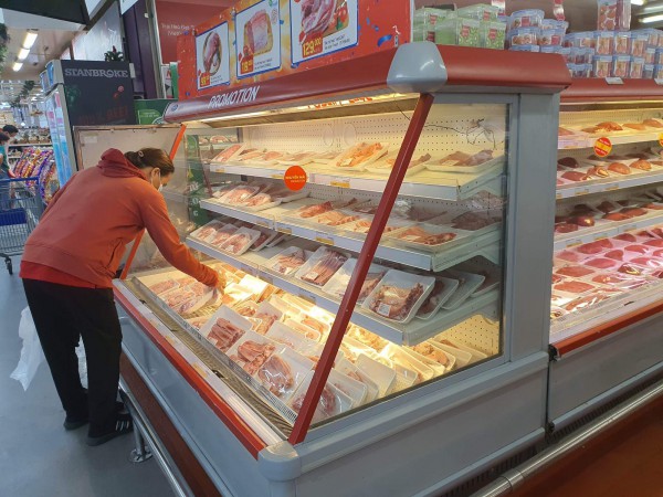 Giá heo hơi hôm nay 6.2: Lình xình ở đáy Giá heo hơi hôm nay 6.2: Lình xình ở đáy