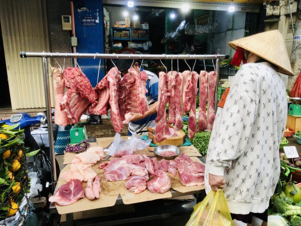 Giá heo hơi hôm nay 7.2.2023: Nằm ở đáy nhưng vẫn cao hơn Trung Quốc Giá heo hơi hôm nay 7.2.2023: Nằm ở đáy nhưng vẫn cao hơn Trung Quốc