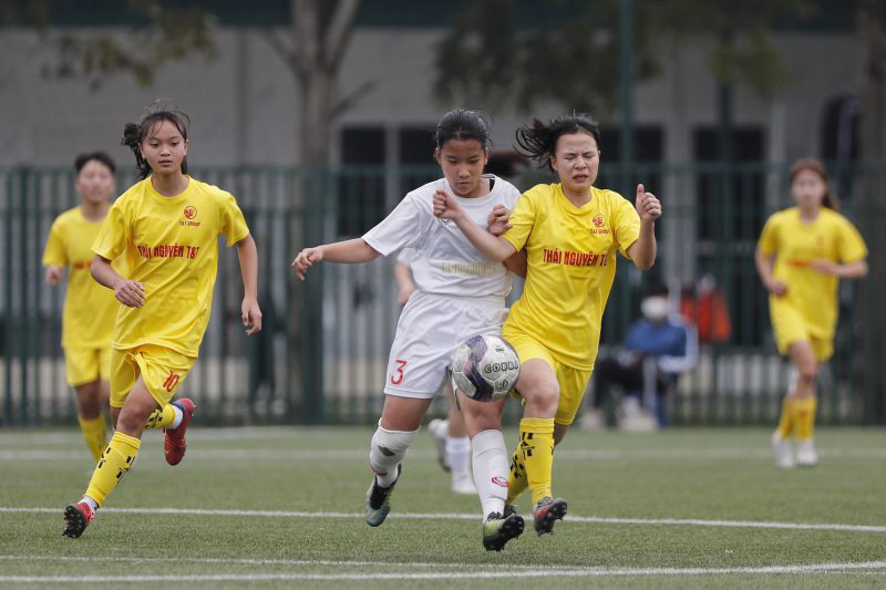 Giải bóng đá nữ vô địch U16 QG 2023 (23/2): Hà Nội tiếp tục dẫn đầu bảng xếp hạng