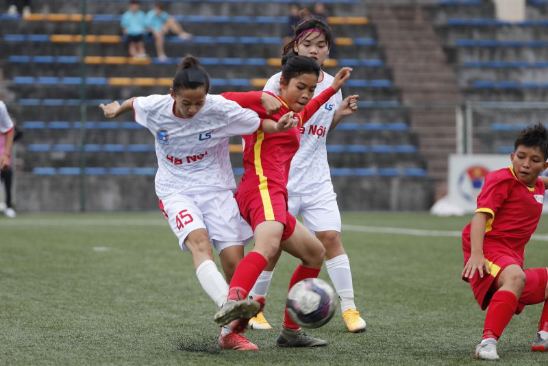 Giải bóng đá nữ vô địch U16 QG 2023 (23/2): Hà Nội tiếp tục dẫn đầu bảng xếp hạng