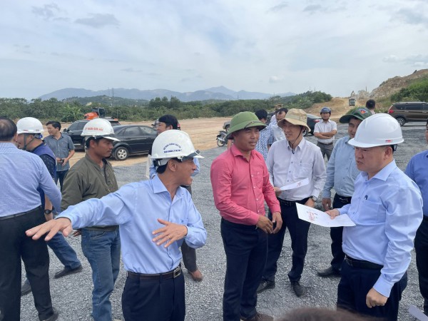 Giải phóng mặt bằng cao tốc Nha Trang - Vân Phong: Không để dân thiệt thòi