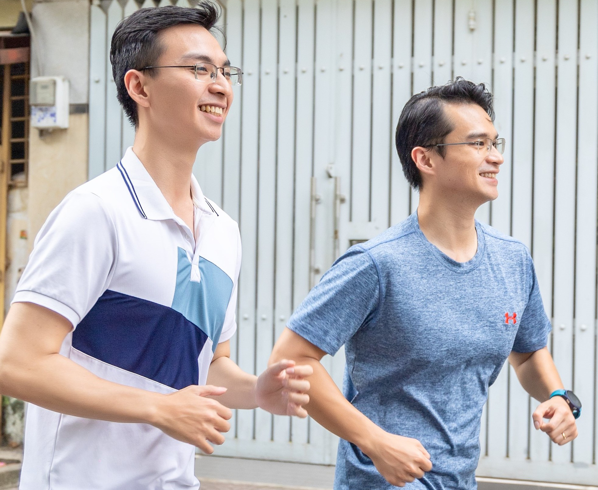 Hai anh em ruột là bác sĩ điển trai, siêu giỏi, điểm IELTS ấn tượng