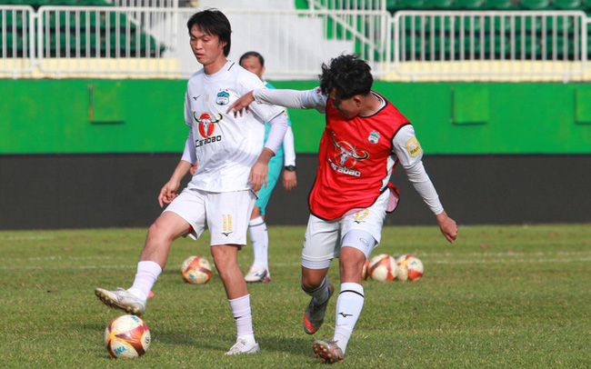 Hoàng Anh Gia Lai đưa ra phương án để được dự V.League 2023