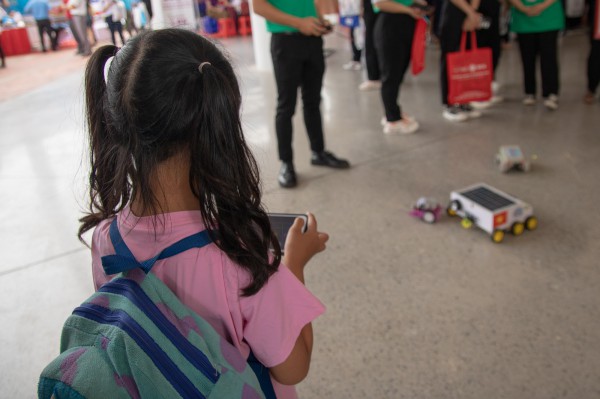 Học sinh Bình Dương 