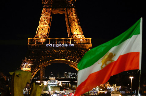 Iran đứng sau vụ tấn công mạng tạp chí Charlie Hebdo của Pháp?